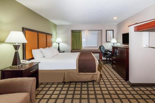 Baymont by Wyndham Gaylord in Gaylord, USA