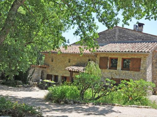 Traditional Holiday Home with Swimming Pool in Fayence