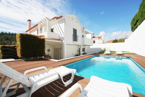  Santo Antonio Villa, Pension in Cascais