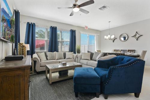 Family Friendly Four Bedrooms Close to Disney 5163