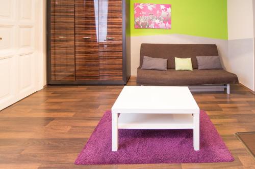 Budapest White Boat Apartments