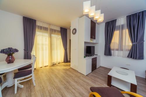 Apartments Monte Re - image 5