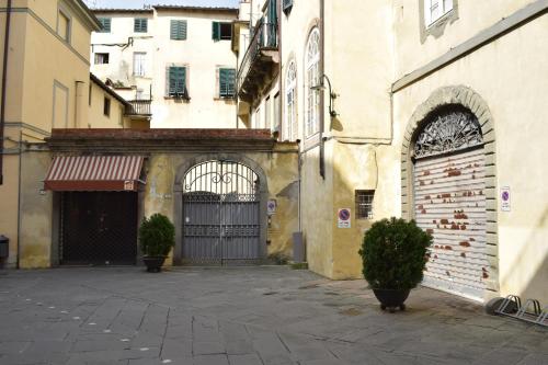 Palazzo Tucci Apartments - image 8
