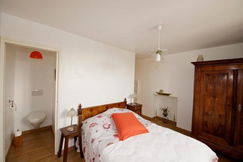 1 double bed