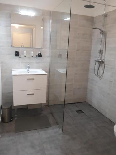 Villa Medicis Charmant studio climatise Port Riquier Acropolis