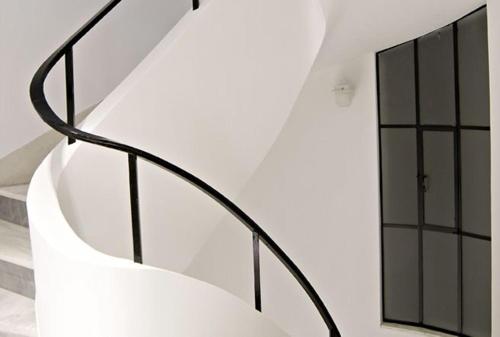 ア フォー アテネ ホテル