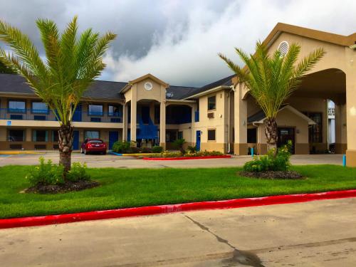 Americas Best Value Inn & Suites Mont Belvieu Houston