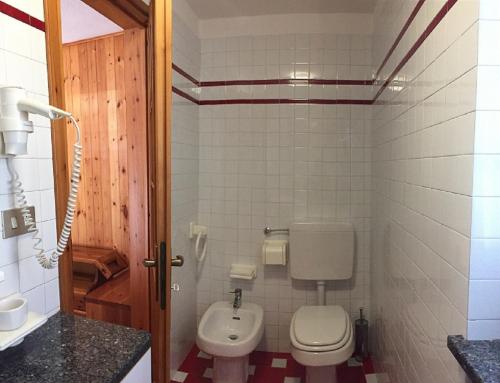 Quadruple Room with Private Bathroom