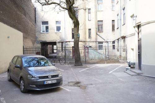 NEW Bohemian crash pad in Riga Center