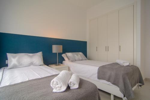 Belaire 4 bedroom apartment - image 3