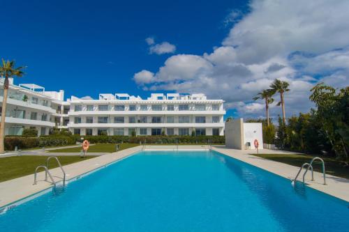 A környék, Belaire 4 bedroom apartment in Bel-Air