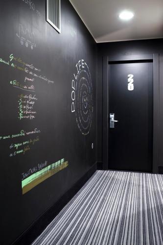 Twentyone Hotel - image 14