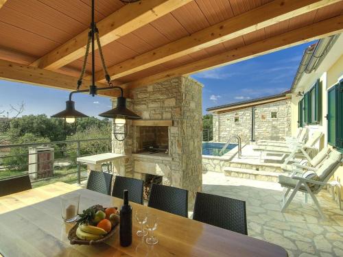  Villa Valencan 2c in 52215 Mednjan