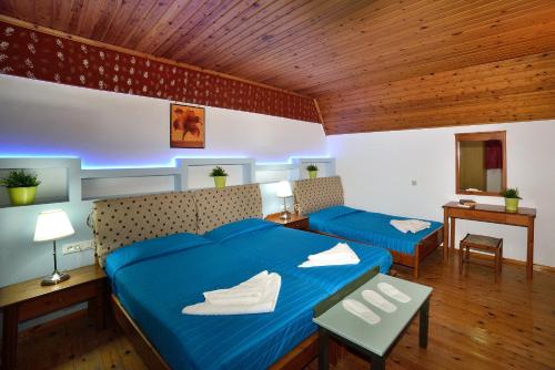 Mythos- Platanias- Hotel -Apts - image 3