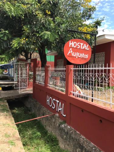 Hostal Augustos