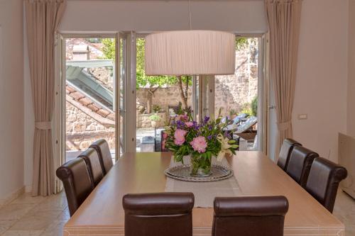 Holiday Home image 5