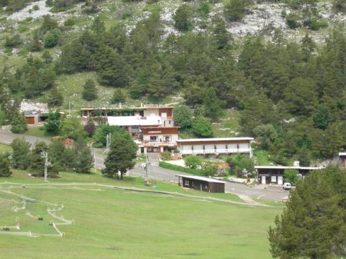 Les Chalets Du Mont Serein gîte à louer Saint-Léger-du-Ventoux
