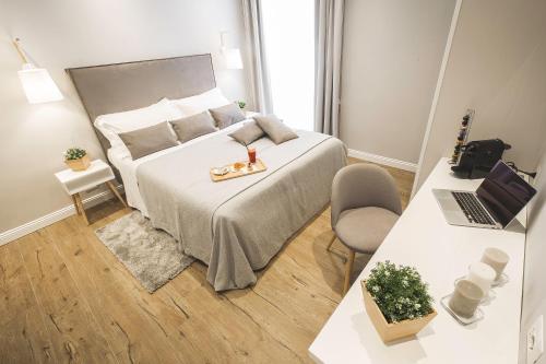 Colonna Luxury Suites - image 7