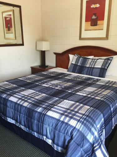 1 twin bed