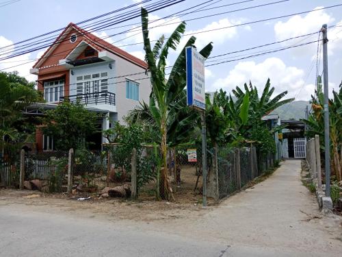 Misa Guesthouse in Dien Khanh District