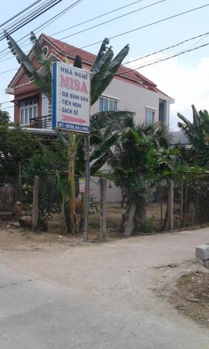 Misa Guesthouse in Dien Khanh District