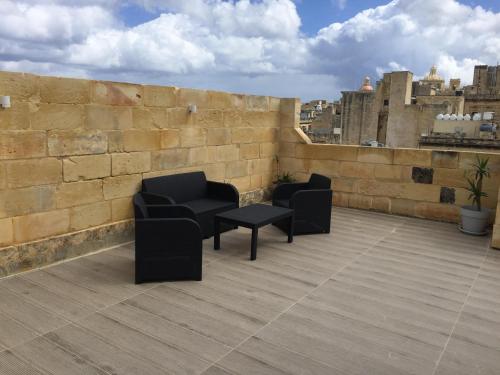 West street apartments in Valletta