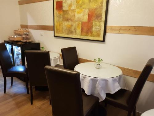 B&B 3Jolie - image 3