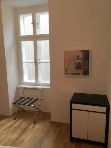 Apartments near Rathaus - image 13