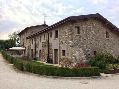  Agriturismo Corte La Sacca in Pozzolengo