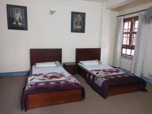Twin Room with Bathroom
