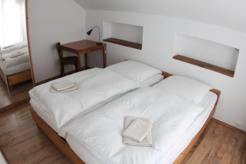 Family Lorenz & Coffee House - image 11