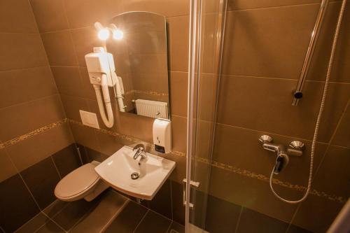 Hotel Center - image 12