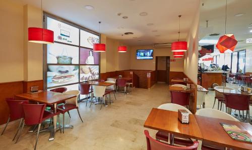 Aparthotel Milord's Suites - image 2