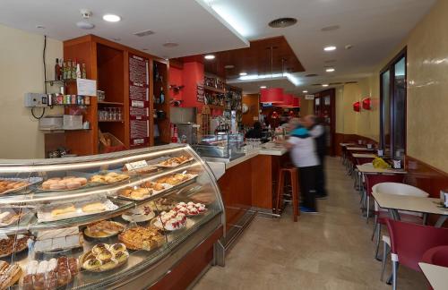 Aparthotel Milord's Suites - image 7