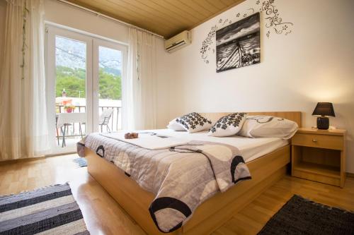 1 queen bed