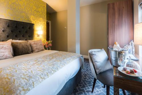 Shipquay Boutique Hotel Shipquay Boutique Hotel is a popular choice amongst travelers in Derry / Londonderry, whether exploring or just passing through. Offering a variety of facilities and services, the property provides al