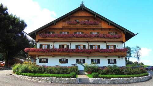 Landgasthof Fischbach - Accommodation - Wackersberg