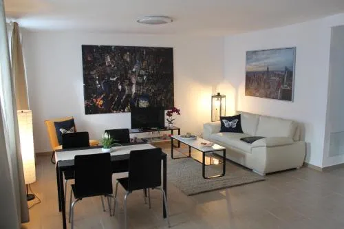 Urban-Style Apartment STADTHALLE WIEN in Wien, Österreich