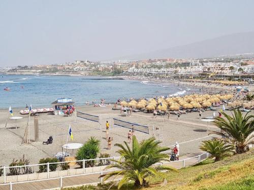Playa y sol !!! Parking y wifi gratis - Tap to explore photos