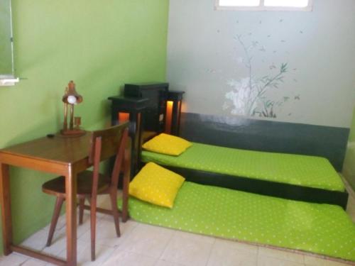 Pendopo Kayuwanan Homestay Syariah