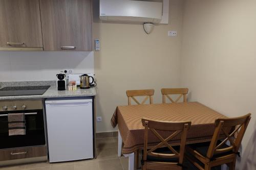 Konyha, Apartaments Sant Miquel in Szentjohanna De Les Abadesses