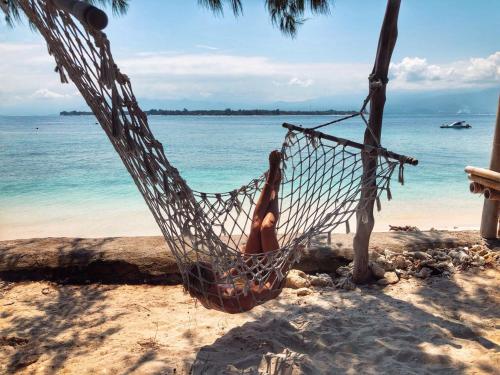Love Shack Shangri-la Gili Meno