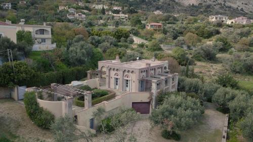 Vrontados Villa gîte à louer Karyaí