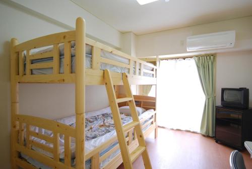 Twin Room with Bunk Bed - Non-Smoking