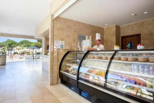 Hipotels Barrosa Garden - image 4