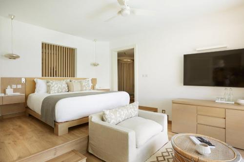 136613889 LUX* Grand Gaube Resort & Villas