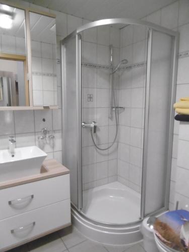 Hotel Drostenhof garni Room Type - Budget Twin Room