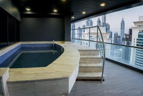 Luxury Penthouse - image 2