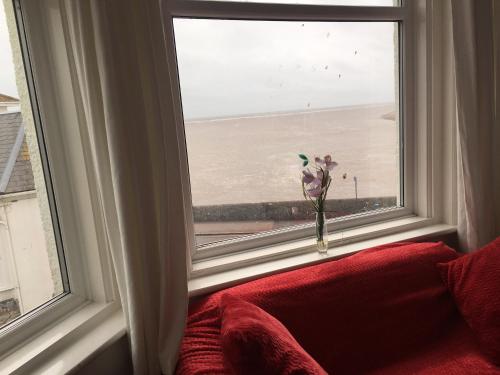 Ash Hotel B&B Room Type - Family Room with Sea View (2 Adults + 1 Child up to 5 years old)  