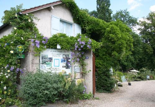 Chambres d'hôtes du Jardin Francais chambre d'hôte Fontaine-Chaâlis